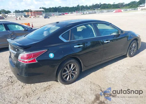 2015 Nissan Altima 2.5 S из США, поврежденный, VIN 1N4AL3AP9FC473269